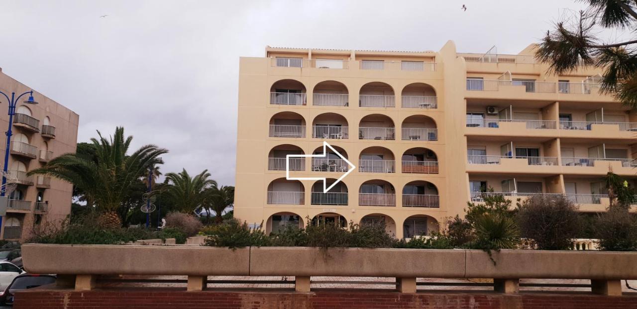 Studio 4 Personnes Avec Vue Sur Le Port Διαμέρισμα Ιέρ Εξωτερικό φωτογραφία