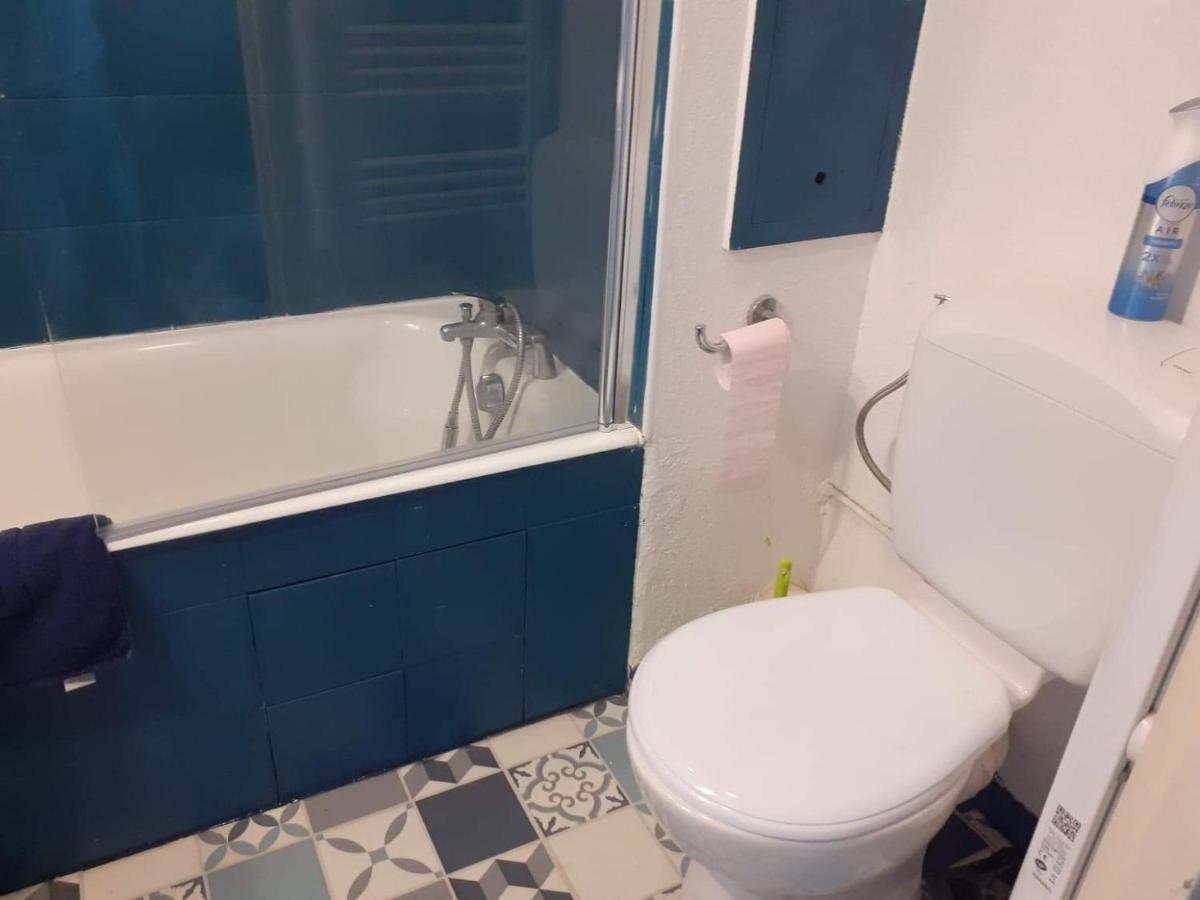 Studio 4 Personnes Avec Vue Sur Le Port Διαμέρισμα Ιέρ Εξωτερικό φωτογραφία